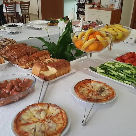 호텔 Relax Coop 2*