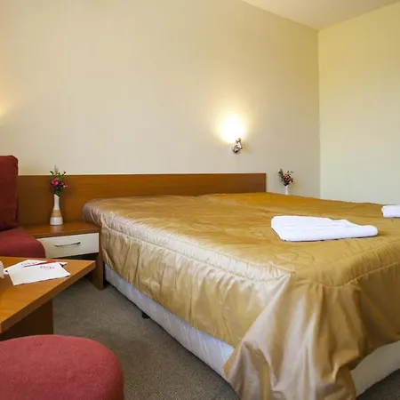 Relax Coop 2* 보네슈타 보다