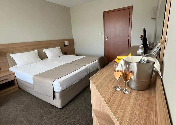 Хотел релакс кооп Вонеща вода