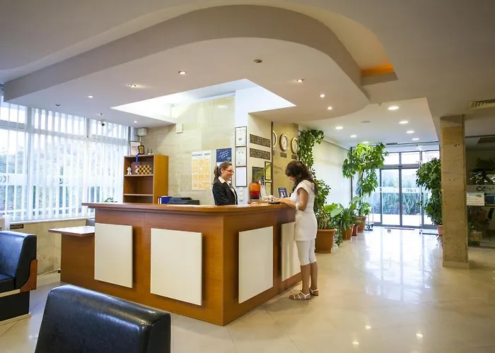 релакс кооп Хотел